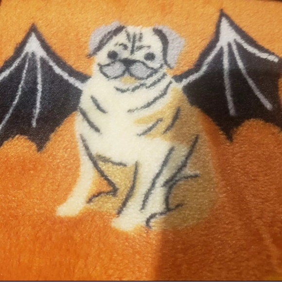 NEW Members Mark Halloween Throw Dogs In Costume 60"x70" Plush Lounge Blanket - Picture 5 of 6